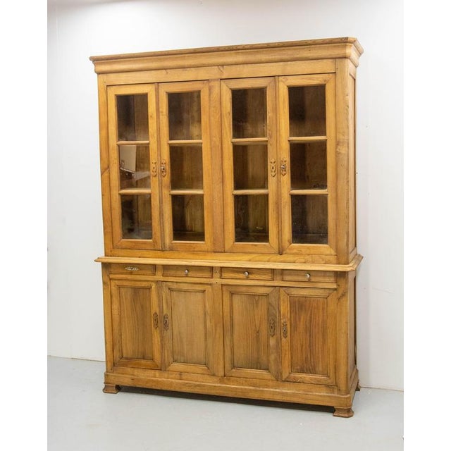 Mid 19th Century Louis Philippe French Chestnut Bookcase For Sale - Image 3 of 18