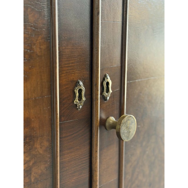 1960s Burl & Walnut Art Decor Armoire on Cabriole Legs For Sale In Los Angeles - Image 6 of 17