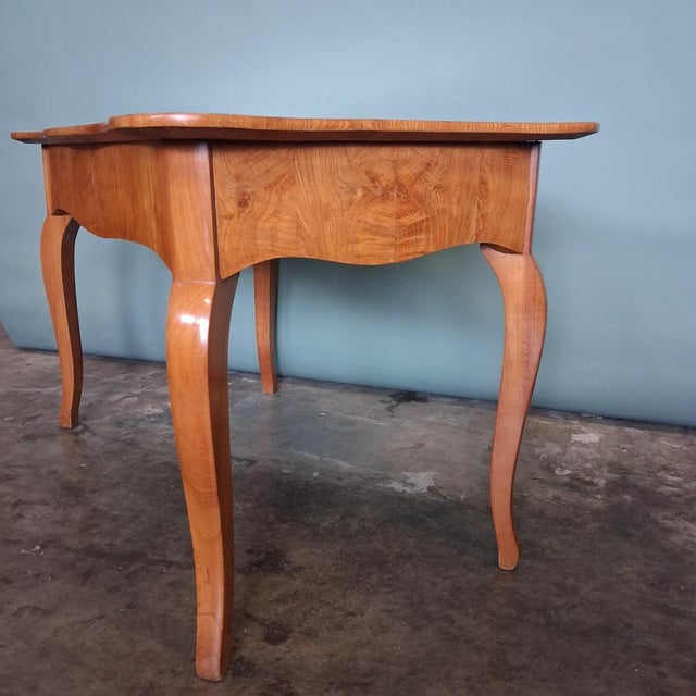 Biedermeier Table in Cherrywood with Marquetry, 1820s For Sale - Image 14 of 18