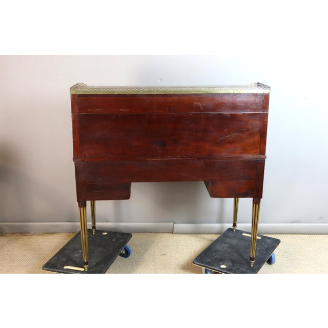 Louis XVI Cylinder Desk in Wood For Sale - Image 10 of 12