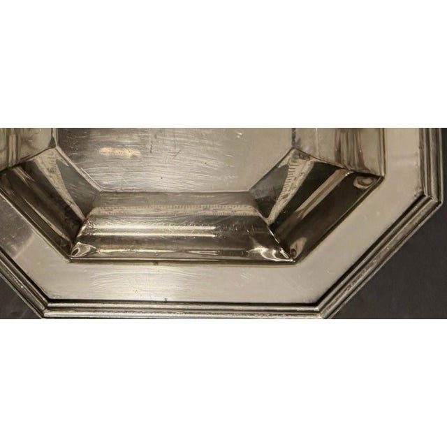 ….Sheffield EPNS octagonal platter measuring 11” x 8”, stamped with both the maker’s mark and EPNS hallmark. Crafted in...