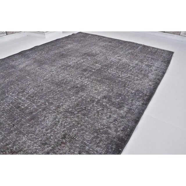 Vintage Distressed Turkish Oushak Rug in Washed Charcoal, Slate & Snow White For Sale - Image 4 of 11