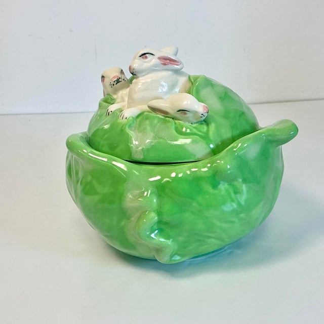1970s Vintage Hollywood Regency Americana Folk Art Cabbage Tureen With Bunnies For Sale - Image 6 of 18