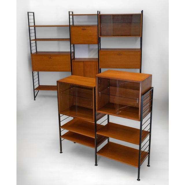 Mid-Century Ladderax 6-Bay Shelving System by Robert Heal for Staples Cricklewood, 1960s, Set of 6 For Sale - Image 11 of 18