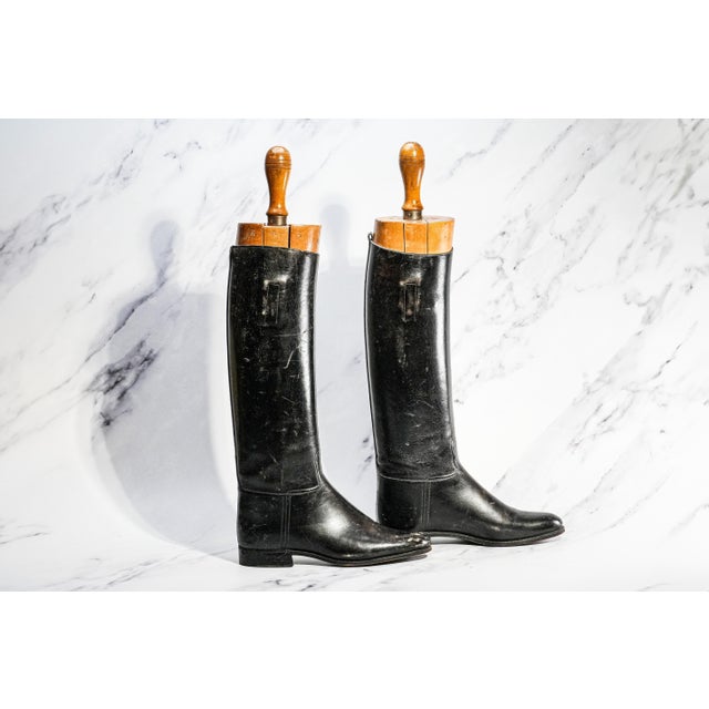 Nice Horse Riding English Antique Black Leather Boots Wood Trees Home Decor Prop Country Equestrian For Sale In New York - Image 6 of 8