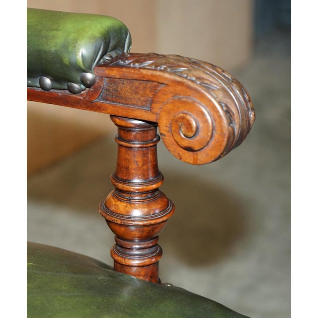 Antique English Hand Carved Throne Armchair in Green Leather, 1880 For Sale - Image 10 of 18