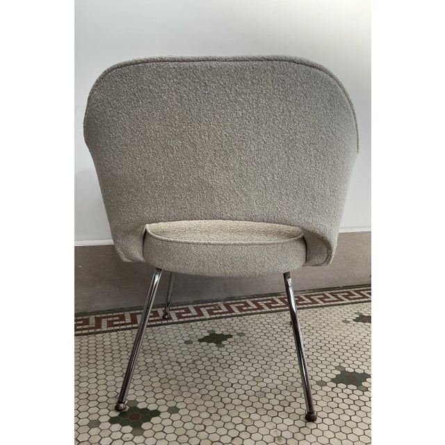Vintage Saarinen Executive Armchair in Boucle For Sale In Raleigh - Image 6 of 12