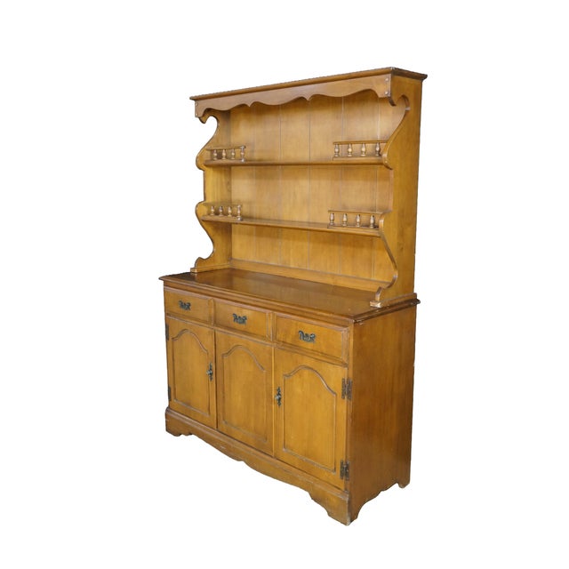 Vintage Early American Colonial Revival farmhouse drybar buffet with hutch produced by the Nathan Hale Furniture Company....