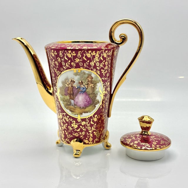 Vintage Ruby Red Porcelain Coffee Service with Gilt Romantic Fragonard Scene from Limoges, 1970s, Set of 13 For Sale - Image 4 of 18
