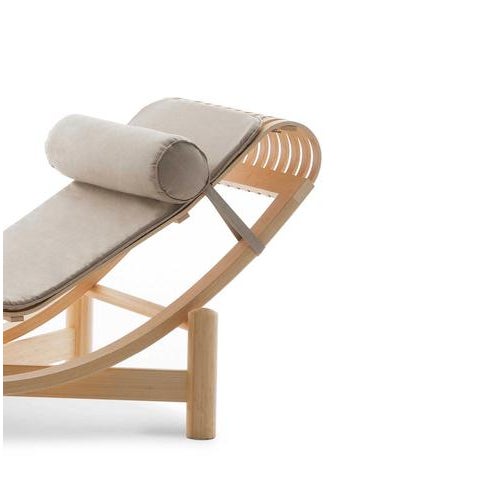 Wood Tokyo Chaise Lounge in Bamboo by Charlotte Perriand for Cassina For Sale - Image 7 of 11