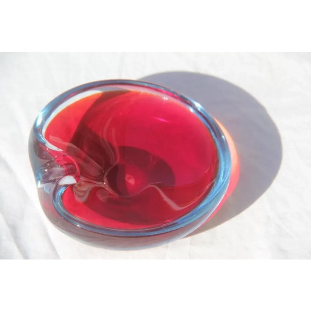 Mid-Century Red Murano Glass Bowl from Seguso, 1960s For Sale - Image 4 of 6