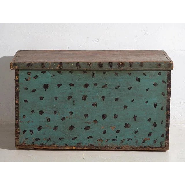Vintage Mint Green Storage Trunk, 1920 For Sale - Image 6 of 10
