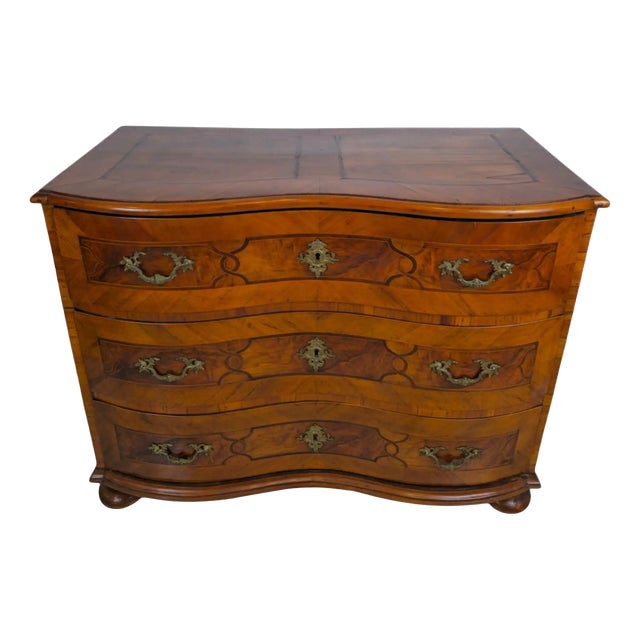 18th Century Baroque Serpentine-Front Chest of Drawers, Germany For Sale