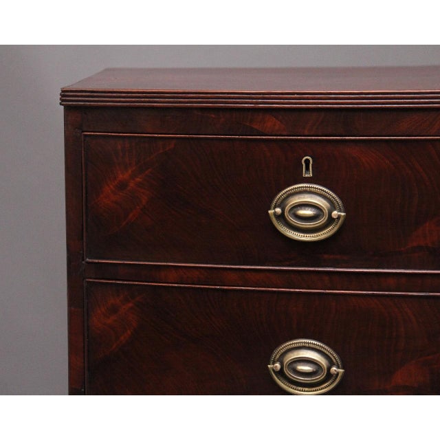 Antique Mahogany Bowfront Chest, 1810 For Sale - Image 3 of 11
