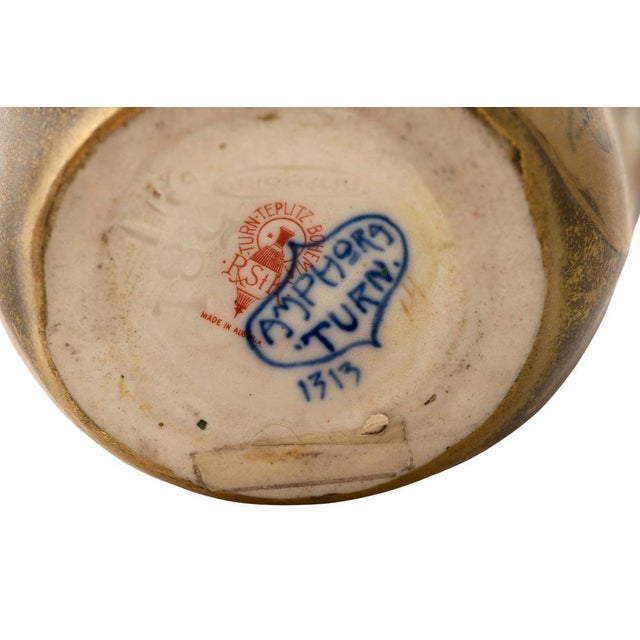 Pair of Gilted and Hand-Painted Vases by Nikolaus Kannhäuser for Amphora Riessner Stellmacher & Kessel, 1898 For Sale - Image 13 of 14