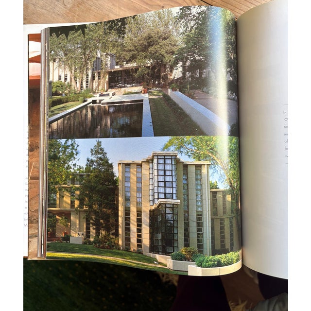 Paper Frank Lloyd Wright Inside and Out Book by Diane Maddex | Architecture Coffee Table Book For Sale - Image 7 of 9