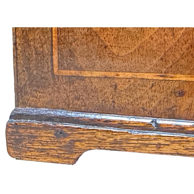 Georgian Walnut Rectangular Tea Caddy, 18th Century For Sale - Image 4 of 15