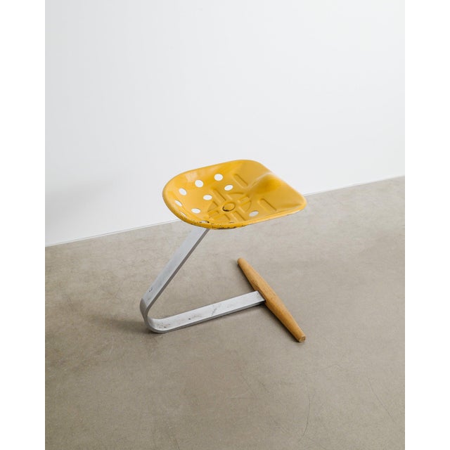 Industrial Yellow Italian Mid-Century Mezzadro Stool by Achille & Castiglioni for Zanotta, 1950s For Sale - Image 3 of 7