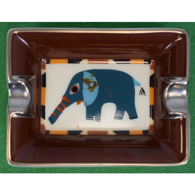 Late 20th Century Hermès Paris Porcelain Change/ Mini Ashtrays With Elephant & Lion Motifs Provenance: The Susie Hilfiger Collection- a Pair For Sale - Image 10 of 12