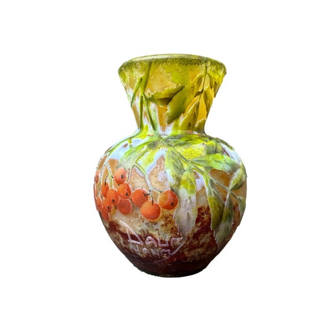 Art Nouveau Glass Cameo Vase with Birds Decor from Daum Nancy, France, 1910s For Sale - Image 10 of 10