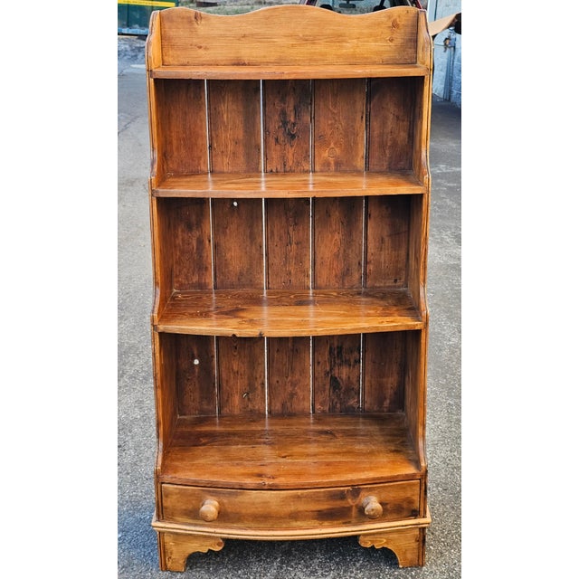 Collectible Vintage American primitive rustic pine wood Waterfall bookcase / provincial estanier, with carved scalloped...