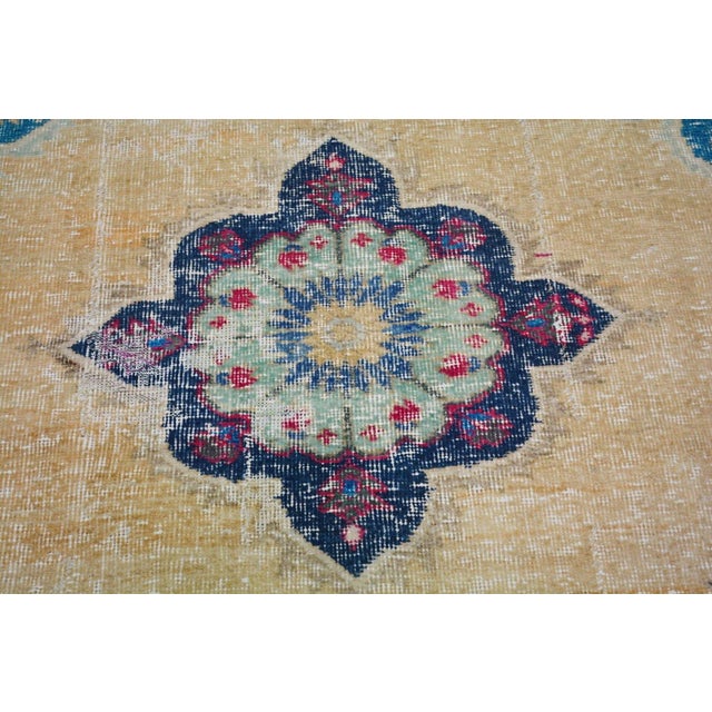 Turkish Vintage Turkish Anatolian Knotted Wool Rug, 2'10''x10'1'' For Sale - Image 3 of 5