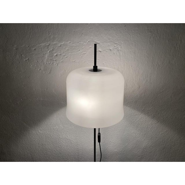 Mid-Century Mushroom Floor Lamp in Chrome and White Acrylic from Superlux, 1960 For Sale - Image 17 of 18