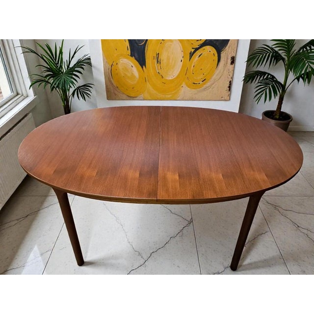 Brown Mid-Century Extending Teak Dining Table from McIntosh, 1960s For Sale - Image 8 of 18