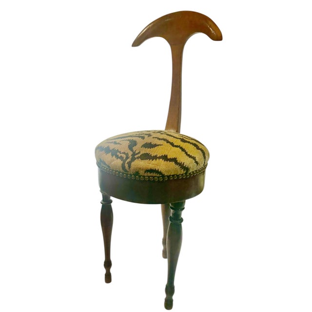 A striking vintage Italian chair attributed to Gio Ponti, dating to the 1940s or earlier. The rare tri-legged form...