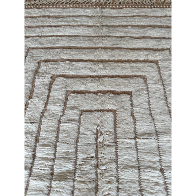 Vintage Moroccan Rug by Berber Tribes of Morocco, cream color, off white, tan For Sale In New York - Image 6 of 11