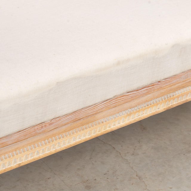 19th Century Swedish Original White Painted Pine Gustavian Bench For Sale - Image 11 of 17