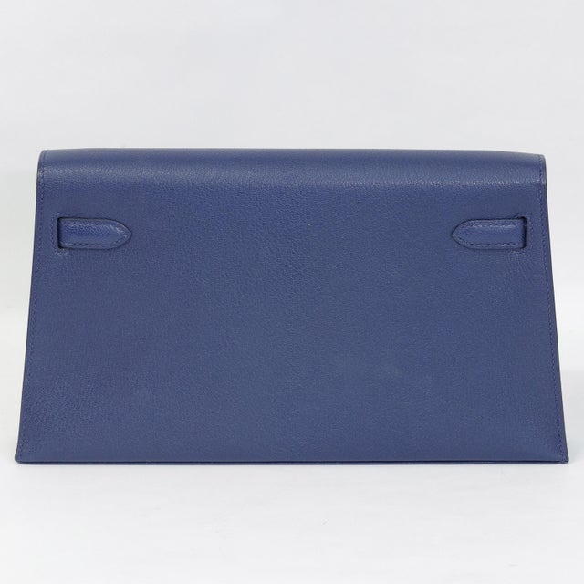 Metal Hermès Kelly Cut Bleu Encre Chèvre Mysore Gold Hardware 2021 For Sale - Image 7 of 8