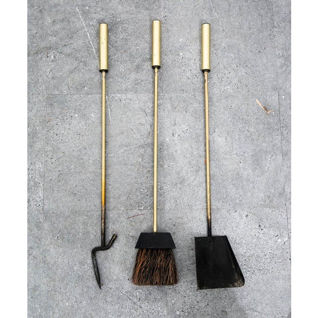 1960s Mid Century Modern Fireplace Tools Brass Cast Iron Pilgrim Seymour Nelson Metal For Sale - Image 4 of 11