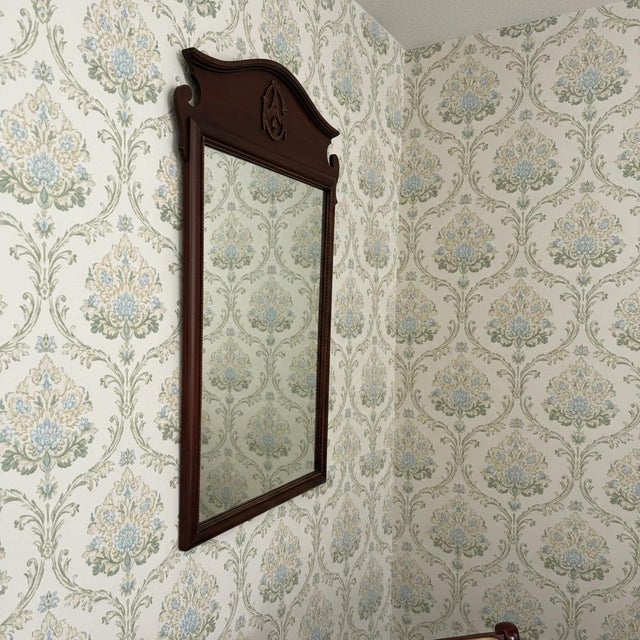 English Neoclassical Chippendale Mahogany Wall Mirror For Sale - Image 3 of 13