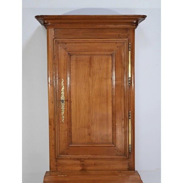 Buffet Cabinet in Cherry For Sale - Image 6 of 18