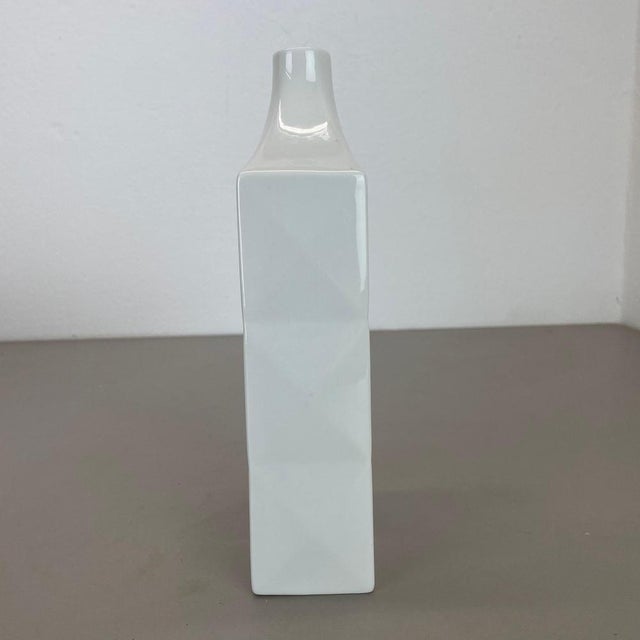 Large Modernist Op Art Vase by Peter Müller for Sgrafo Modern, Germany, 1960s For Sale - Image 13 of 18