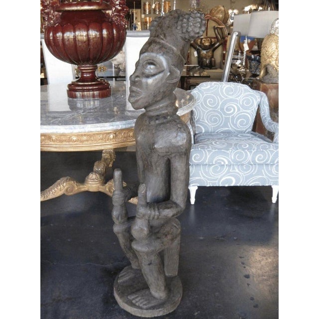 African 1920s Hand Carved Male and Female African Statues From Cameroon For Sale - Image 3 of 8