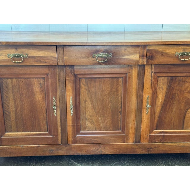 Early 20th Century French Walnut Enfilade With Three Drawers Over Three Doors For Sale - Image 4 of 12