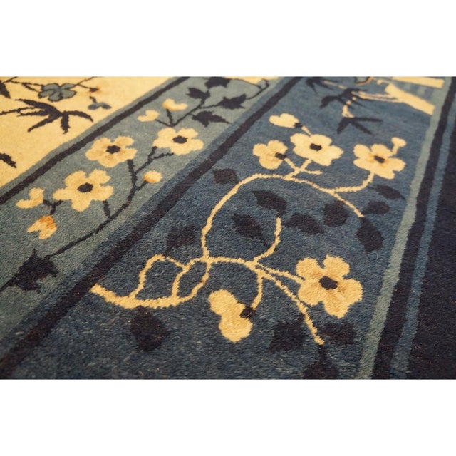 Chinese 1920s Antique Chinese Minimalist Light Cream Vase Open Field Peking Rug 8' X9'6" For Sale - Image 3 of 8