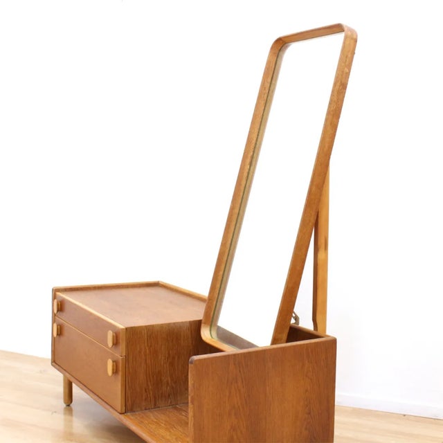 Mid-Century Modern 1960s Mid Century Vanity Dresser by Meredew of Letchworth For Sale - Image 3 of 11