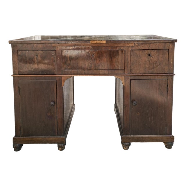 Desk in Walnut, 19th Century For Sale