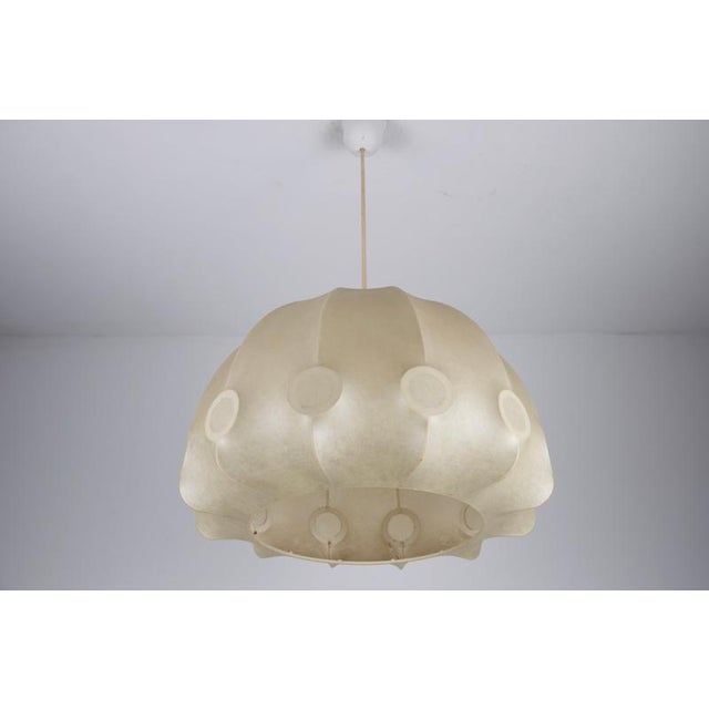 1960s Mid-Century Modern Italian Cocoon Pendant Light, 1960s For Sale - Image 5 of 11