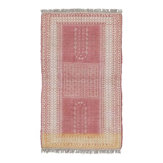 Antique Agra Rug in Pink, White and Gold With Geometric Patterns - Rug & Kilim For Sale