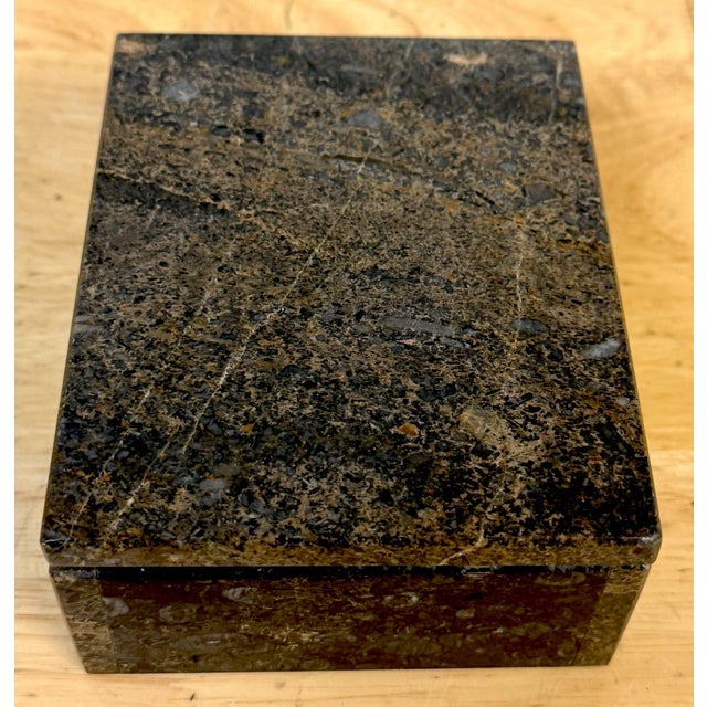 Italian Fossil Marble (Lumachella) Specimen Stone Box, Circa 1960s For Sale In West Palm - Image 6 of 9