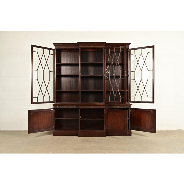 1960s Baker Furniture Georgian Carved Mahogany Breakfront Bookcase Cabinet, Circa 1960s For Sale - Image 5 of 13