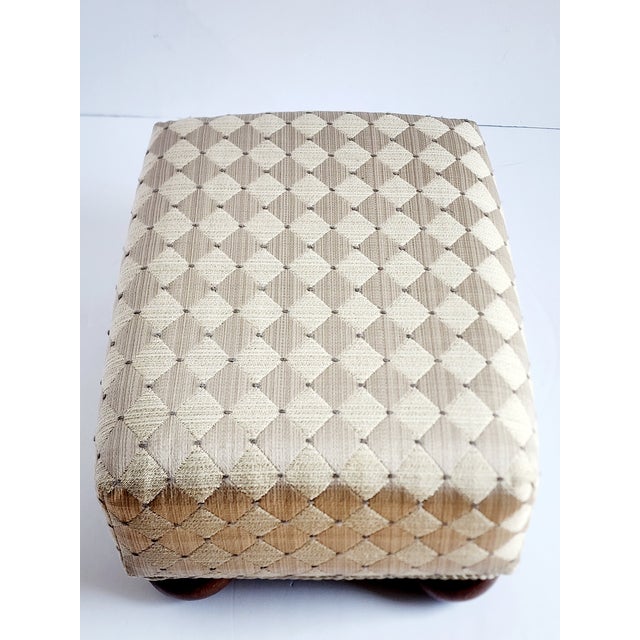 Foot Stool With Diamond Pattern Upholtery & Round Wooden Legs For Sale In New York - Image 6 of 10