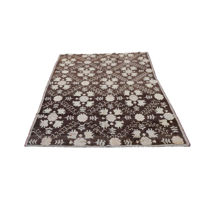 1950s 5x7 Rare One-of-a-Kind Turkish Tribal Rug | Hand-Knotted Brown & Ivory Wool For Sale In Los Angeles - Image 6 of 9