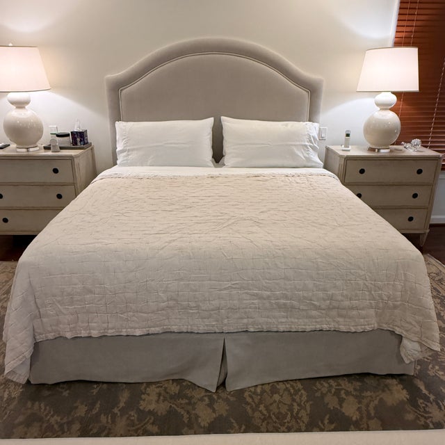 King Size Rogers & Goffigon Fully Upholstered Bed For Sale - Image 4 of 15