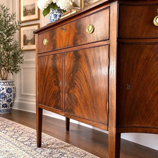 American Antique Flame Mahogany Federal Sheraton Breakfront Sideboard | Buffet | Credenza For Sale - Image 3 of 10