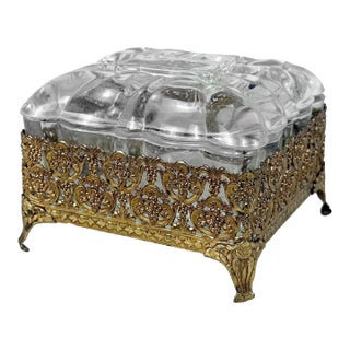 Vintage Rococo Gold Filigree & Scalloped Glass Vanity Trinket Box For Sale